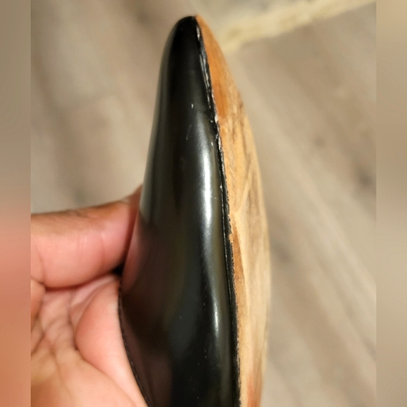 Vince Camuto | Leather | Ankle-Strap | Pointed-Toe | Sandals | Size 6M - Picture 8 of 12